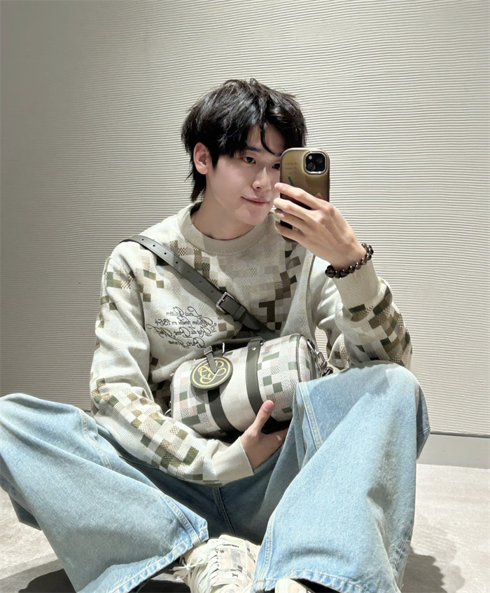 2024fw LV Sweater Top Version