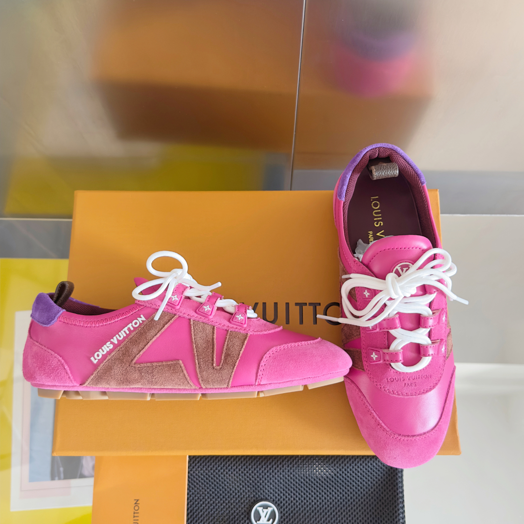 LV Monogram Retro Runner | Where Iconic Design Meets Sporty Elegance